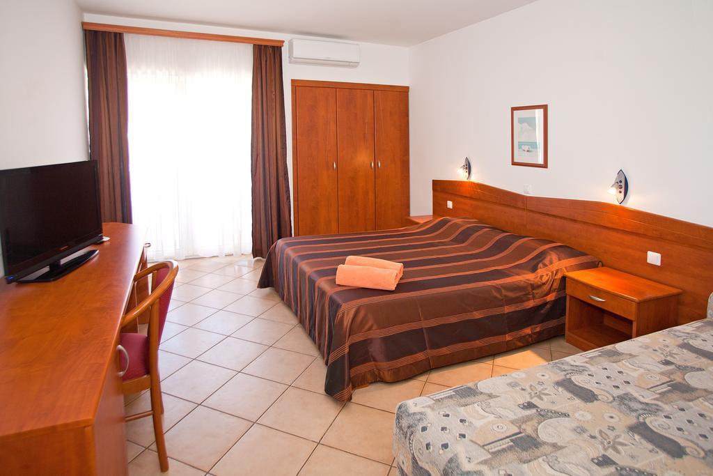Guesthouse Villa Adria Malinska Eksteriør bilde