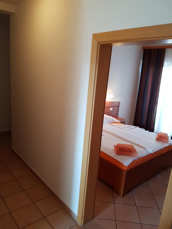 Guesthouse Villa Adria Malinska Eksteriør bilde